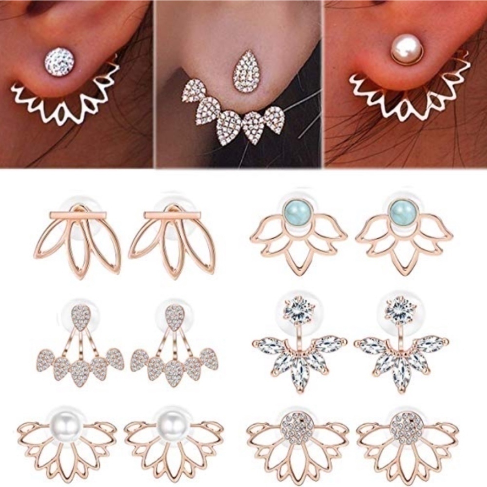 SALE💚 any 3 for $18 💚
𝅺 Lotus Flower Stud Earrings Rose Gold - Picture 3 of 6